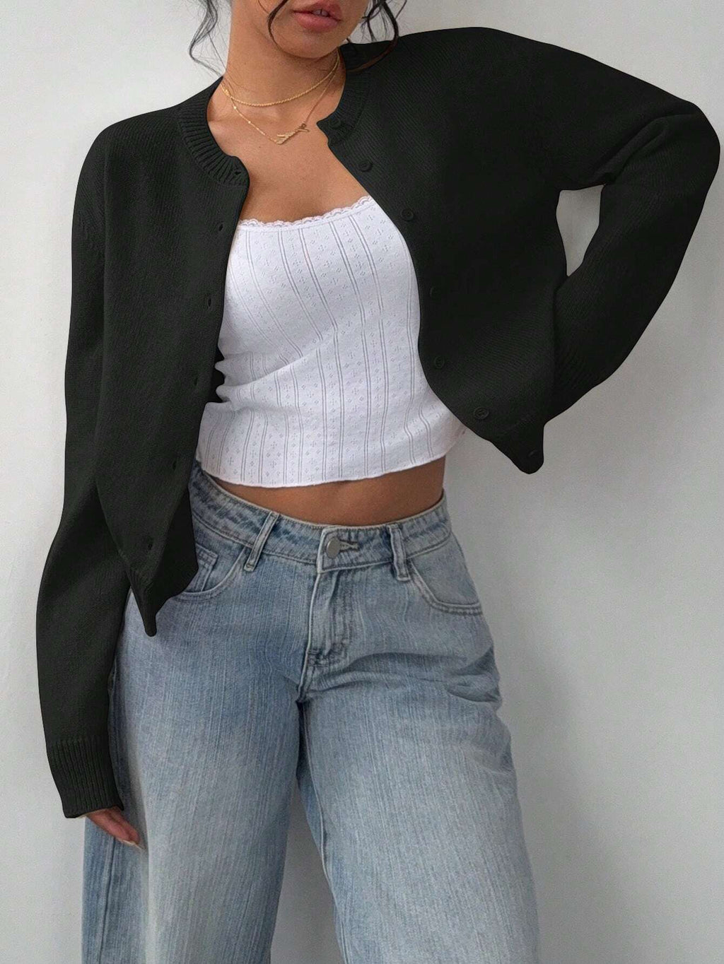 Women's Long Sleeved Knitted Cardigan