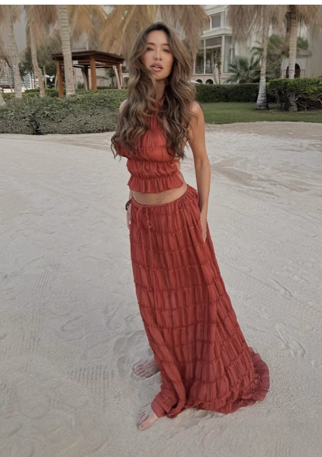 Women's Sleeveless Halter Maxi Dress with Pleated Long Skirt