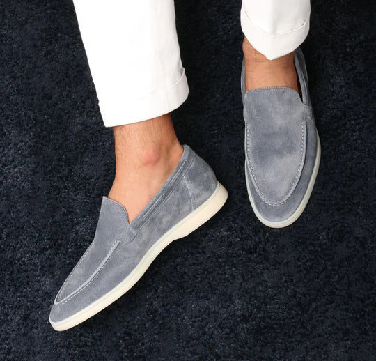 Men's Classic Loafers in Timeless Style