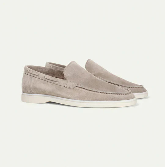 Men's Classic Loafers in Timeless Style
