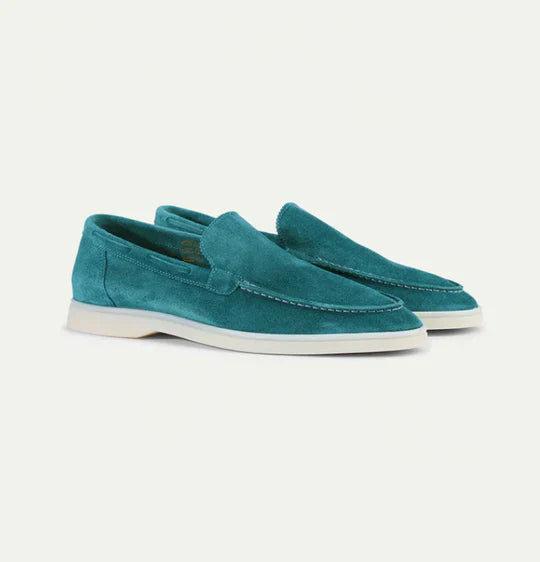 Men's Classic Loafers in Timeless Style