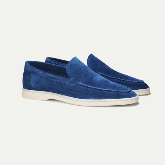 Men's Classic Loafers in Timeless Style