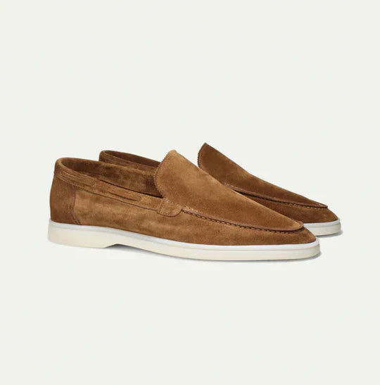 Men's Classic Loafers in Timeless Style