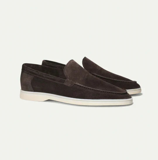 Men's Classic Loafers in Timeless Style