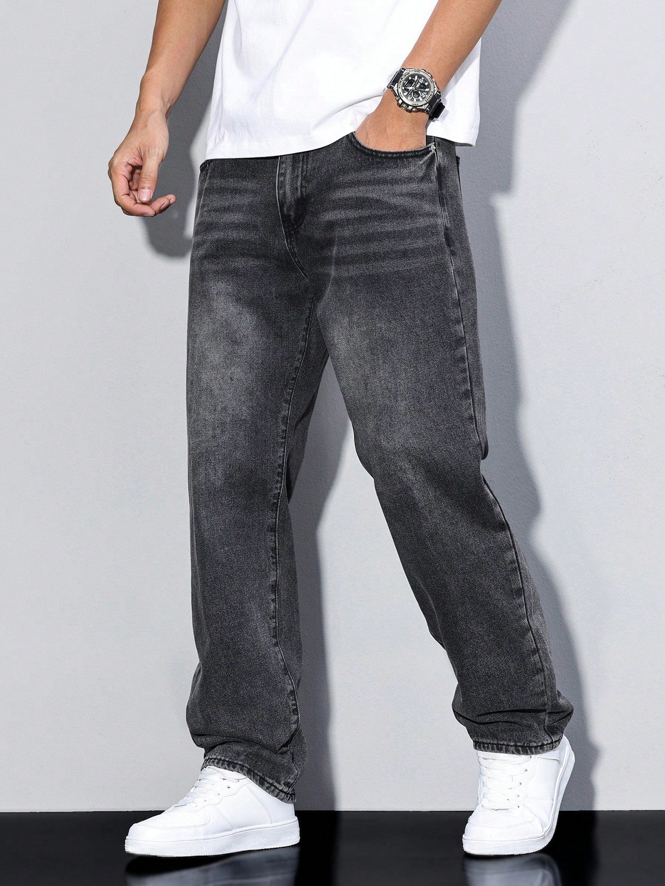 Men's Jeans – Comfortable Loose Fit for Everyday Versatility