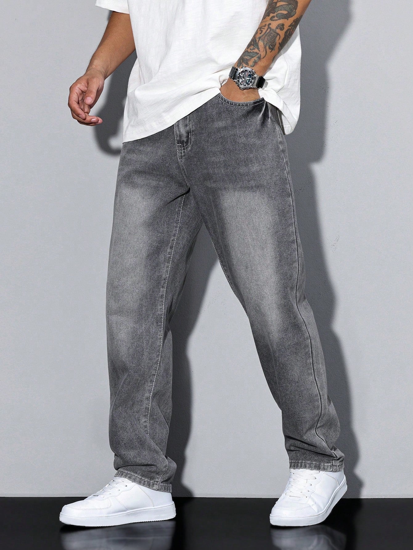 Men's Jeans – Comfortable Loose Fit for Everyday Versatility