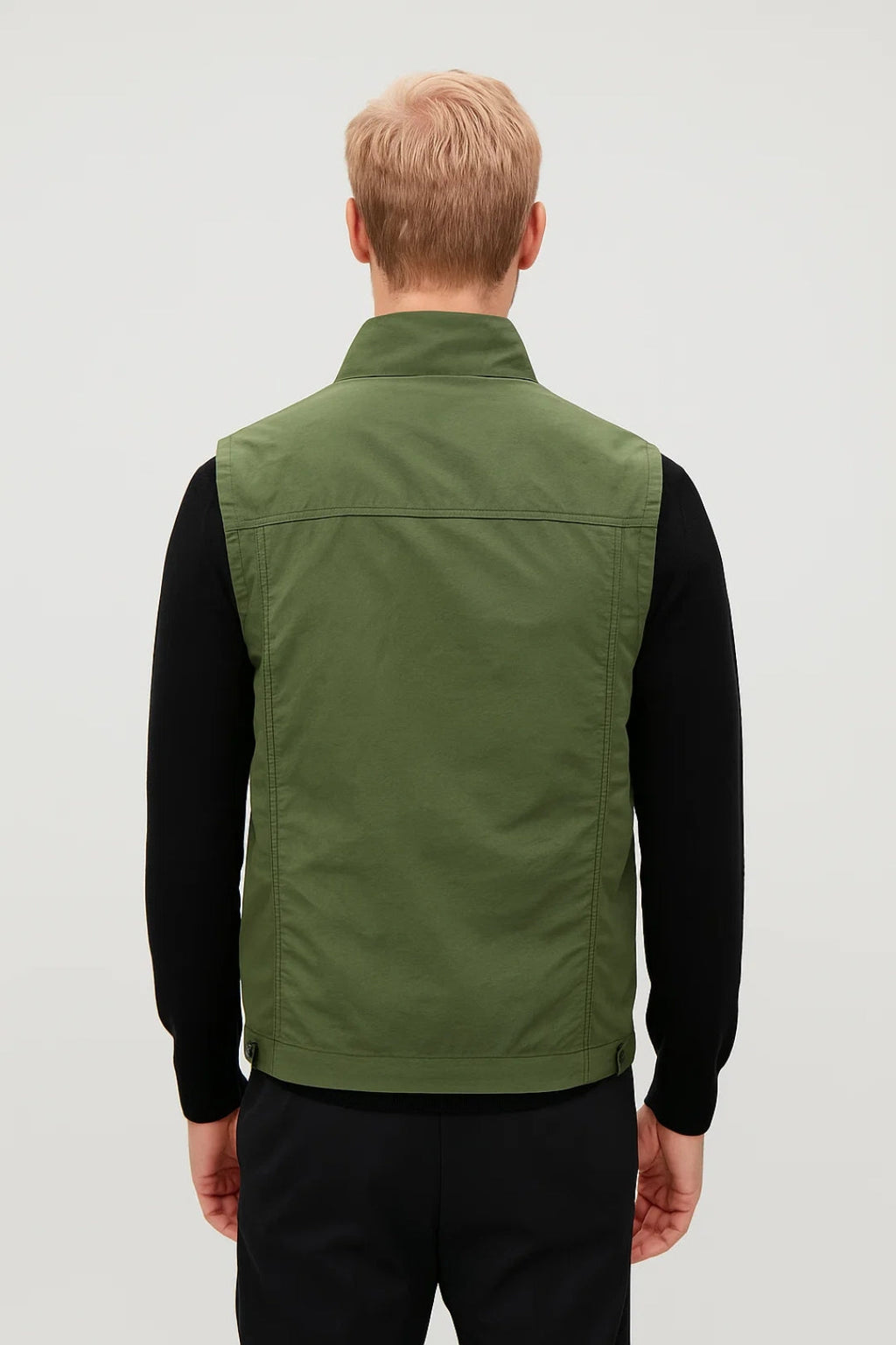 Men's Lightweight Bodywarmer with Multiple Pockets
