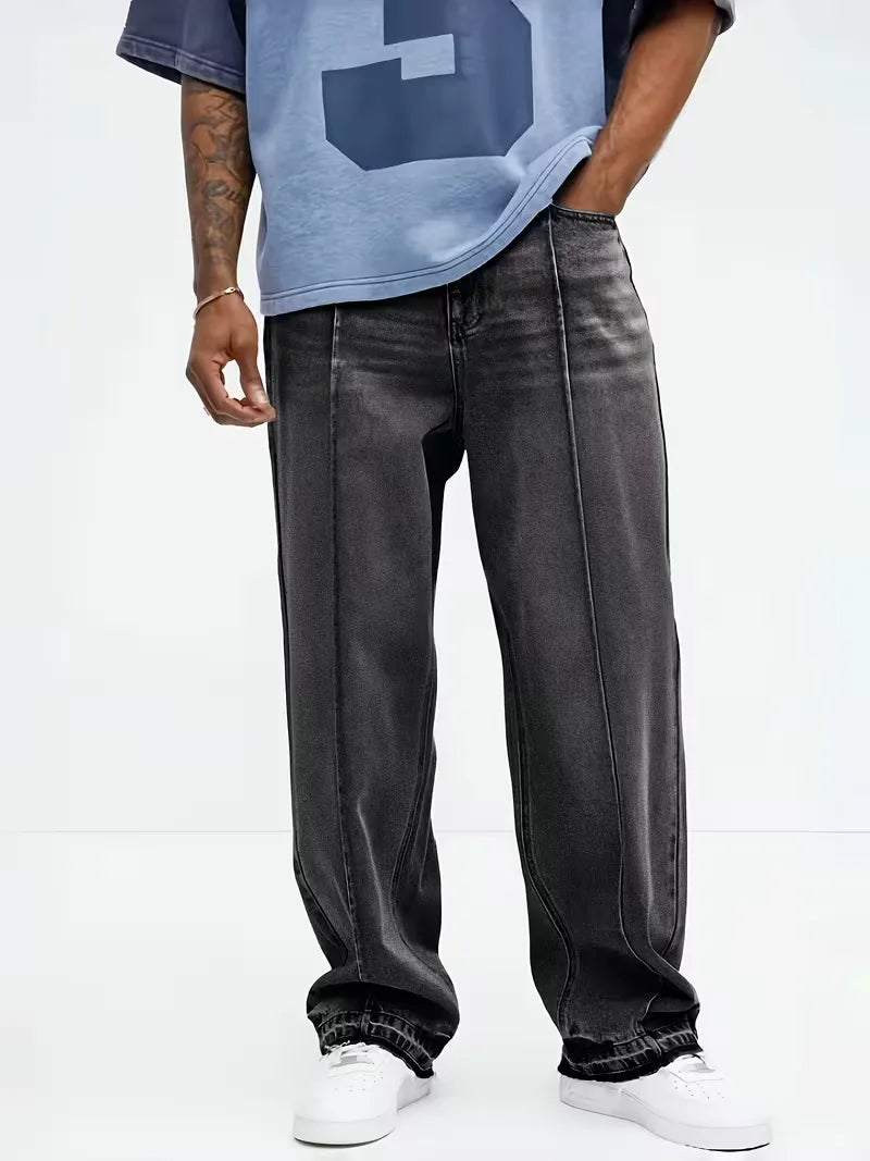 Men's Loose Fit Jeans with Five-Pocket Design