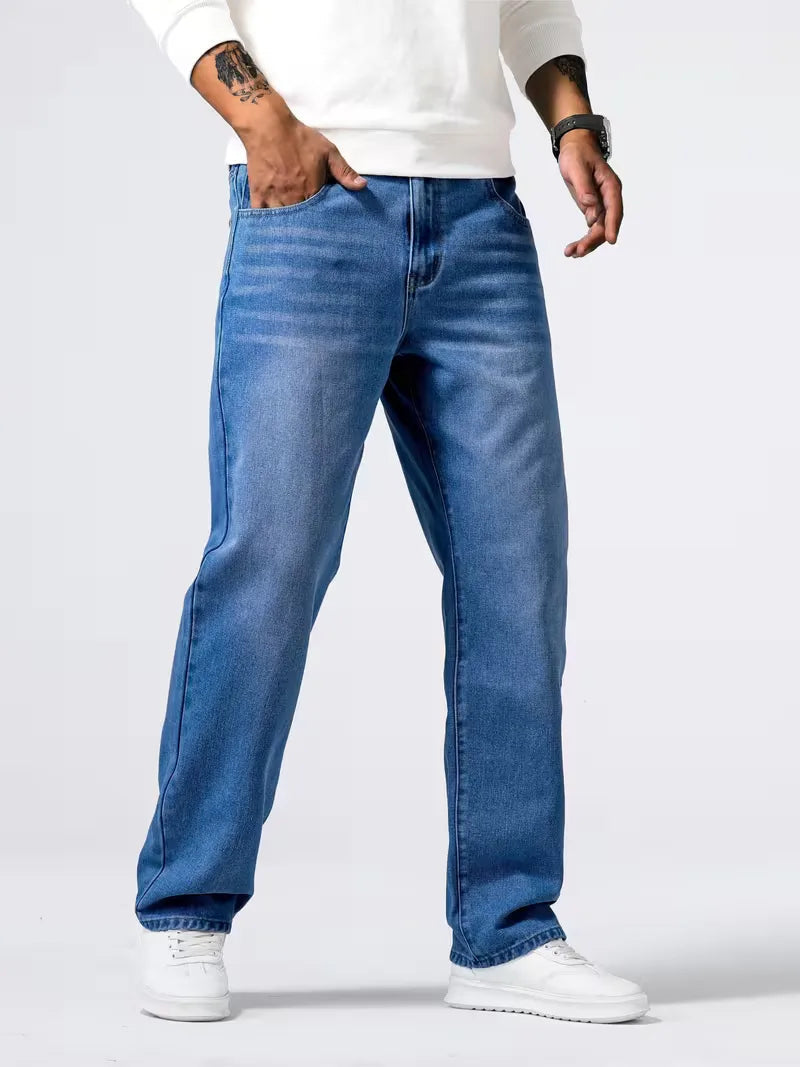 Men's Loose Fit Straight Leg Jeans with Five-Pocket Design