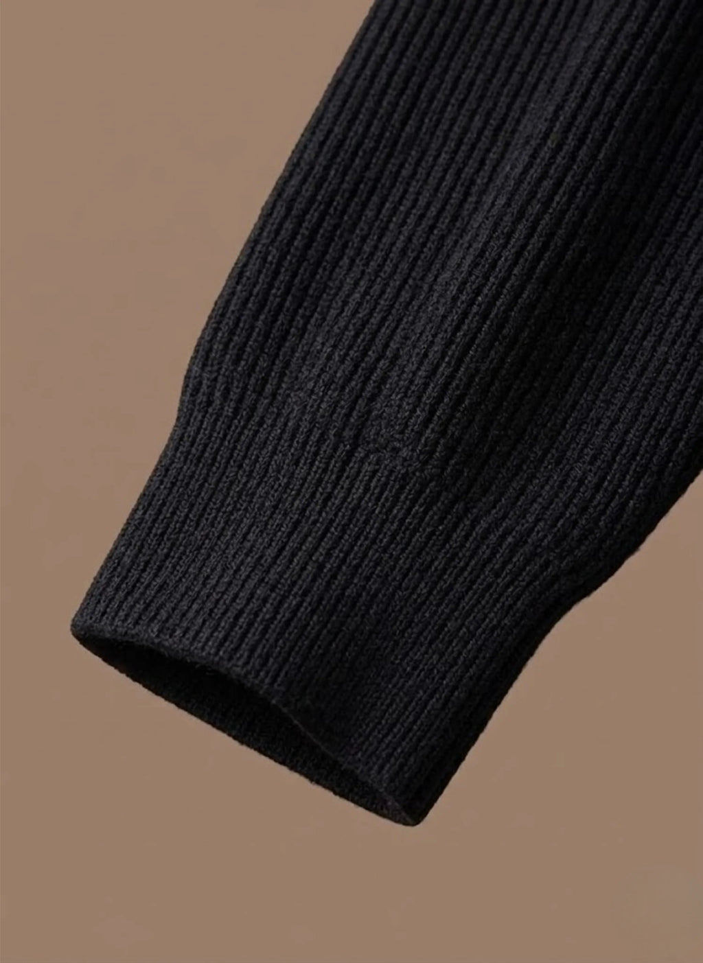 Men's Ribbed Knit Cardigan with Collared Neckline