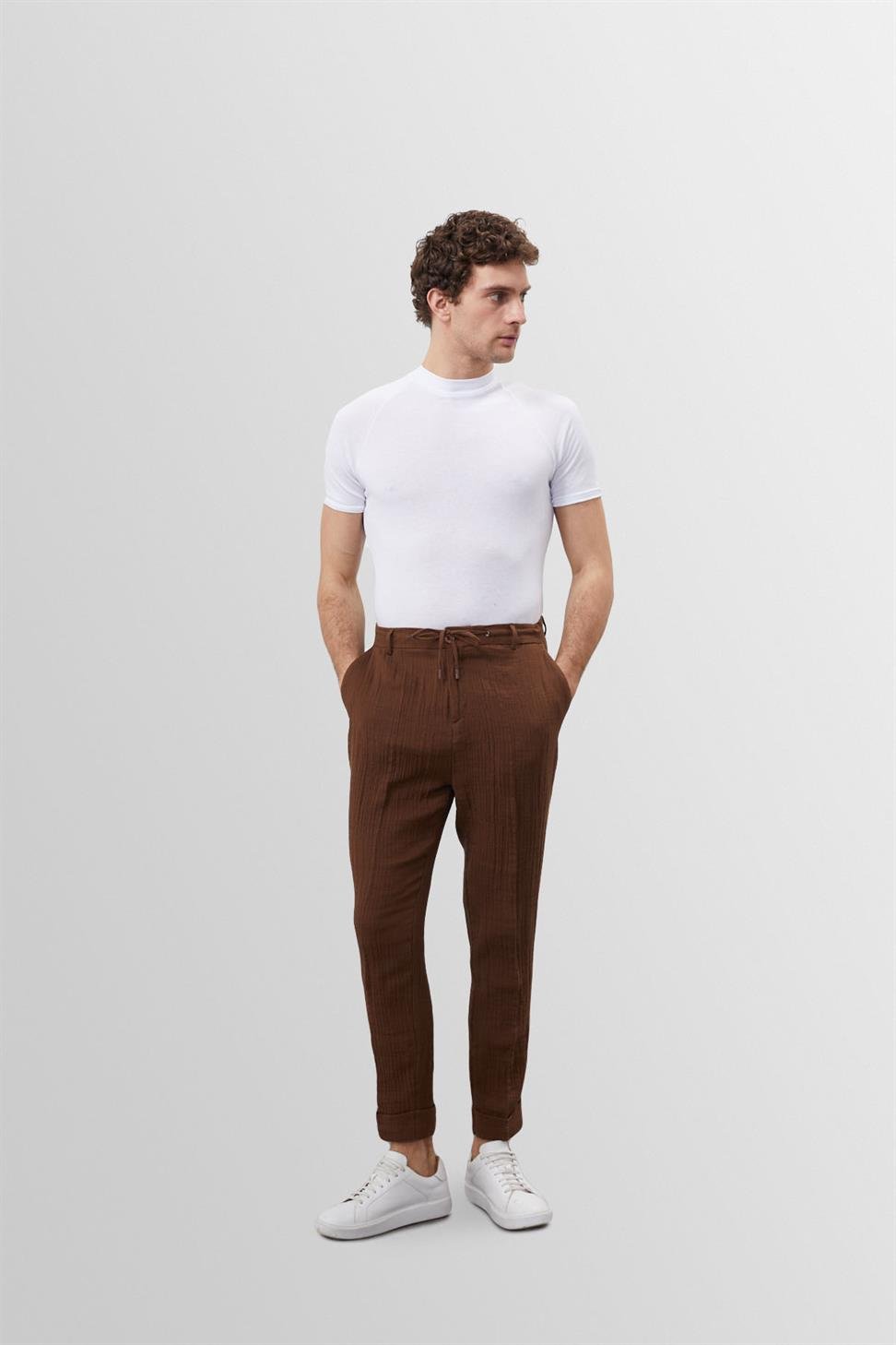 Men's Classic Slim-Fit T-Shirt