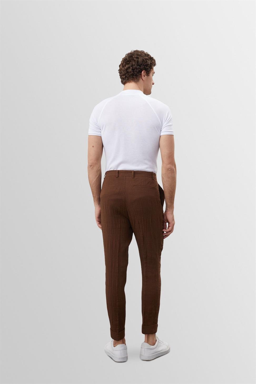 Men's Classic Slim-Fit T-Shirt