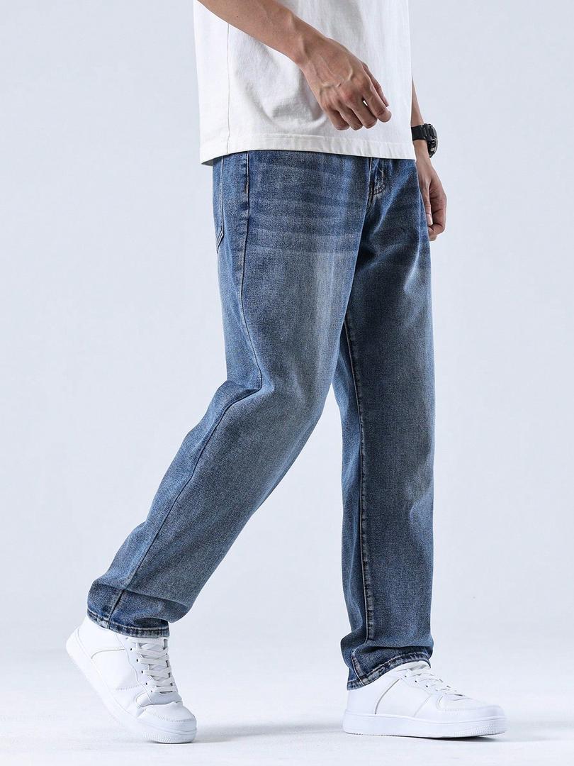 Men's Straight Leg Washed Jeans for Everyday Style 1