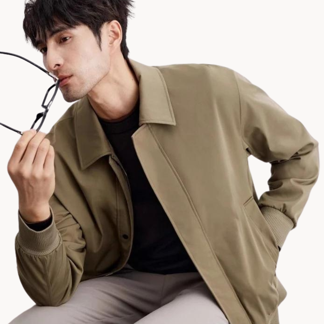 Men's Stylish Lightweight Jacket for Year-Round Wear
