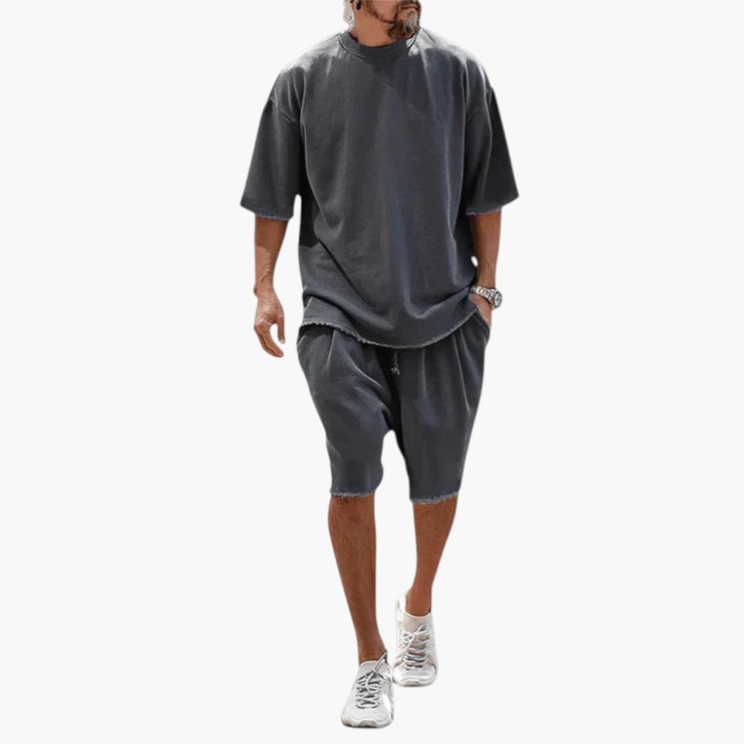 Men's Summer Set with Oversized Shirt and Knee-Length Shorts