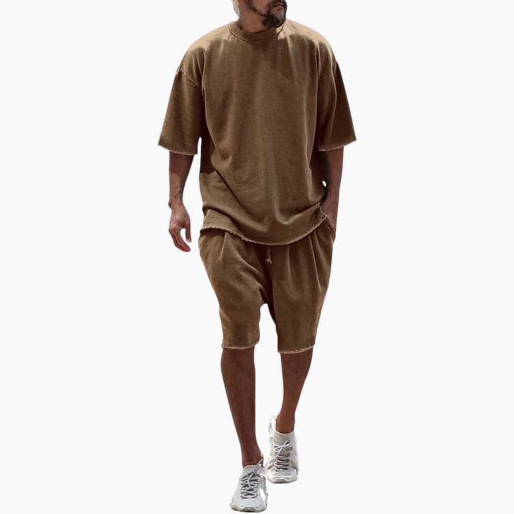 Men's Summer Set with Oversized Shirt and Knee-Length Shorts
