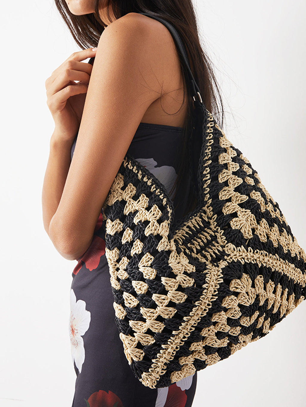 Women's Boho Crochet Shoulder Bag with Geometric Design