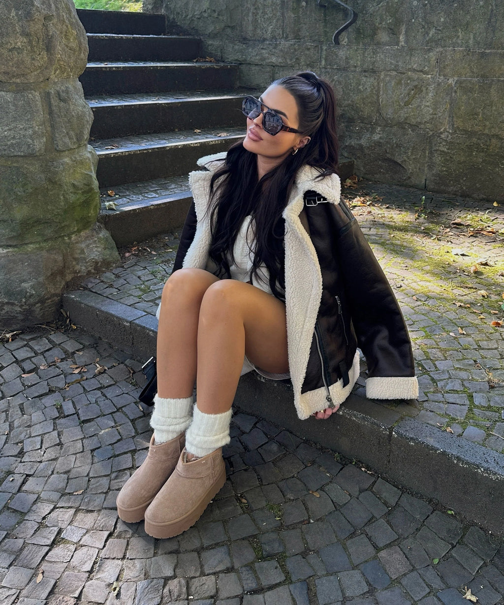 Women's Lined Platform Boots for Winter Comfort 7
