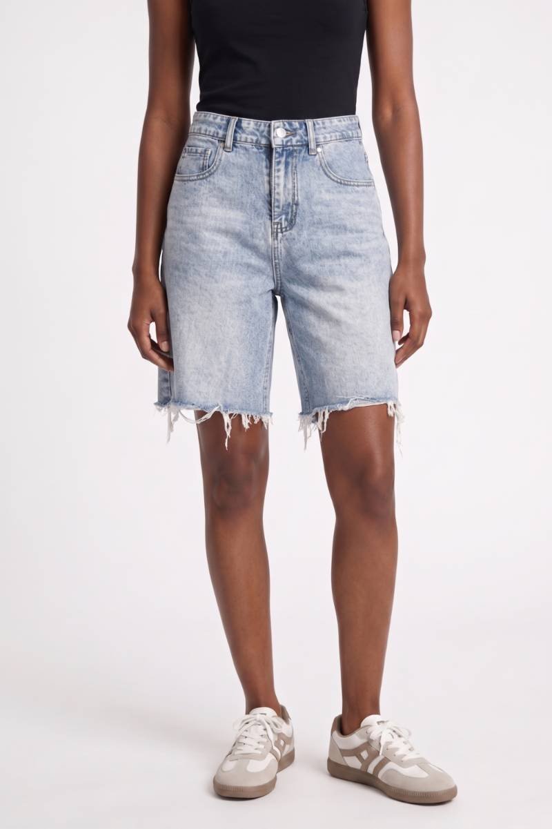 Women's Vintage Wash Frayed Hem Shorts