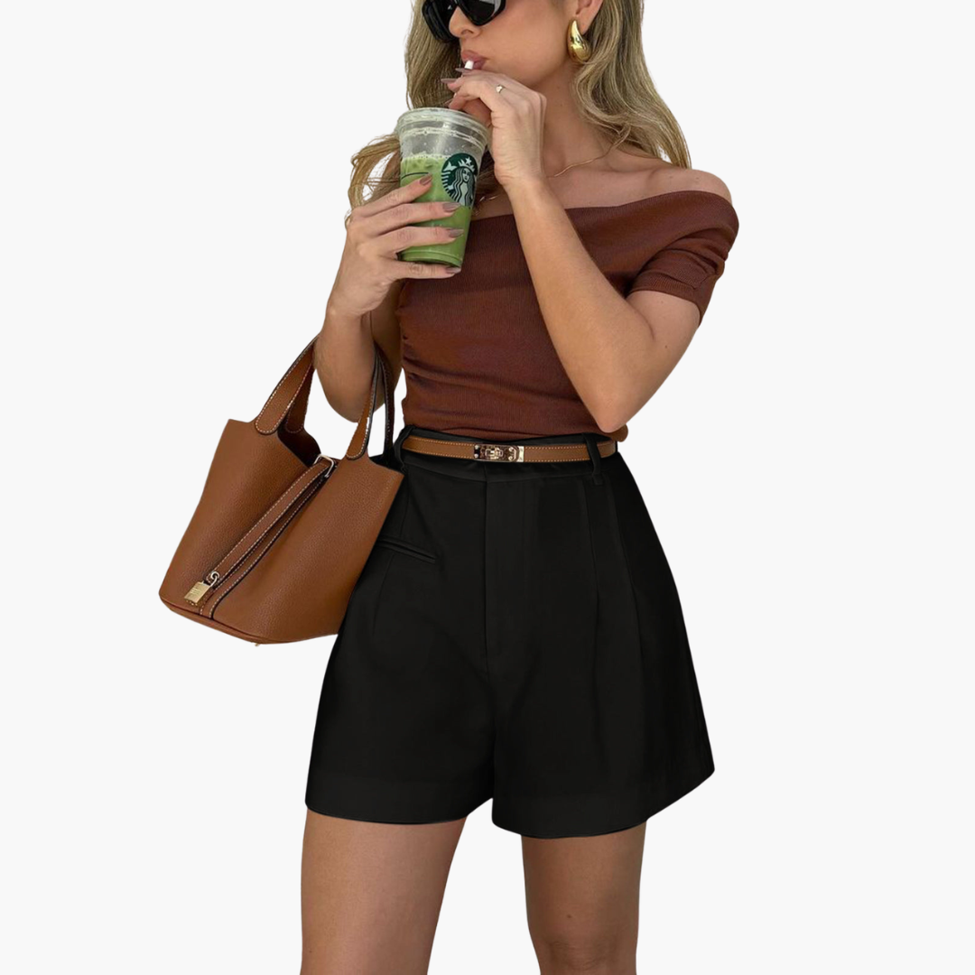 Women's Wide-Leg Pleated Shorts