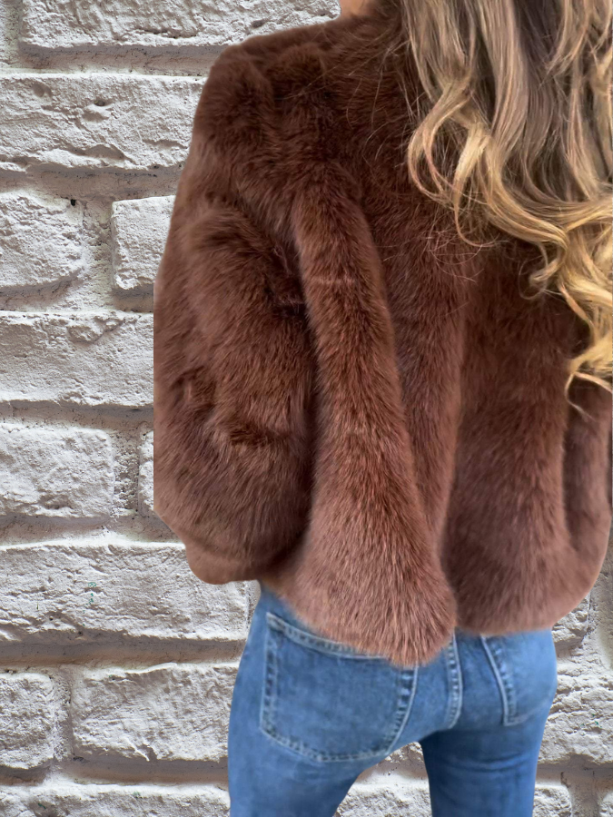 Women's Winter Coat – Stylish High Collar Design for Warmth on Cold Days