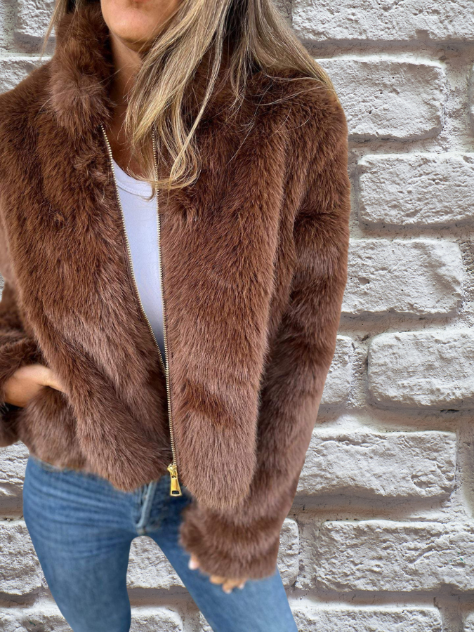 Women's Winter Coat – Stylish High Collar Design for Warmth on Cold Days