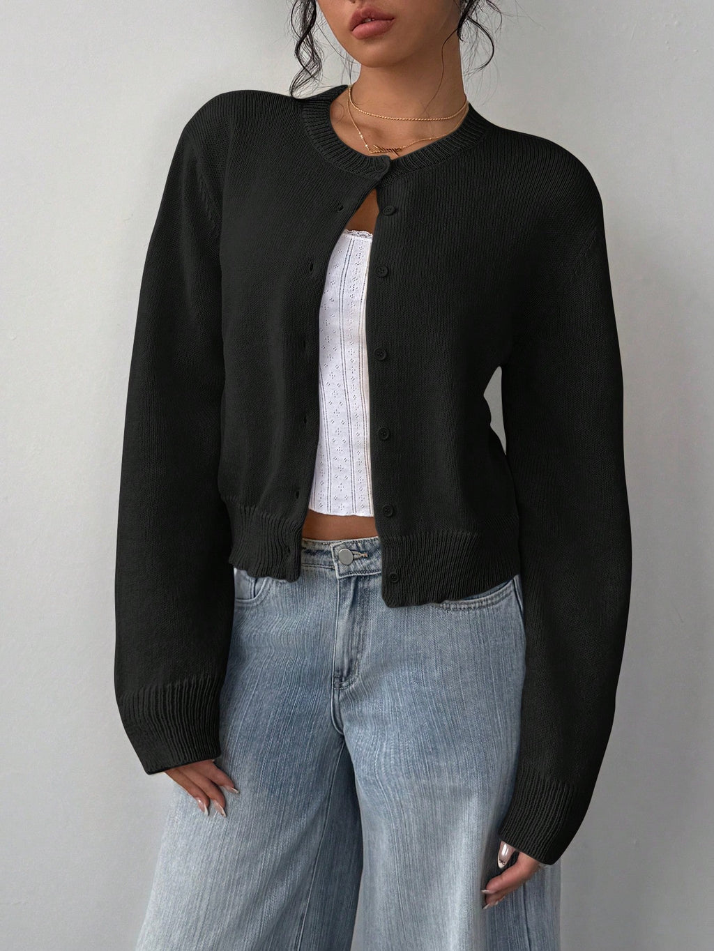 Women's Long Sleeved Knitted Cardigan