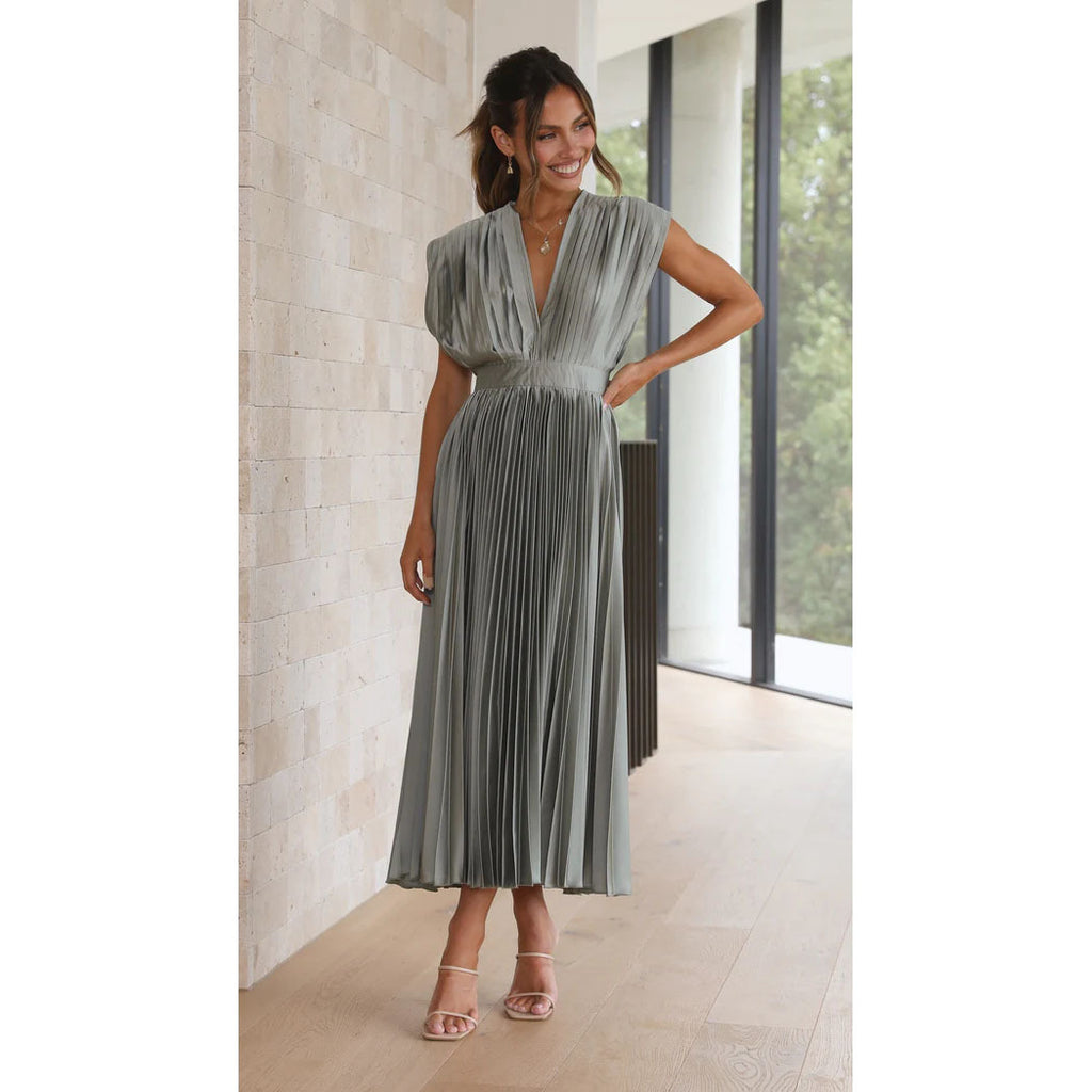Women's V-Neck Pleated Summer Maxi Dress