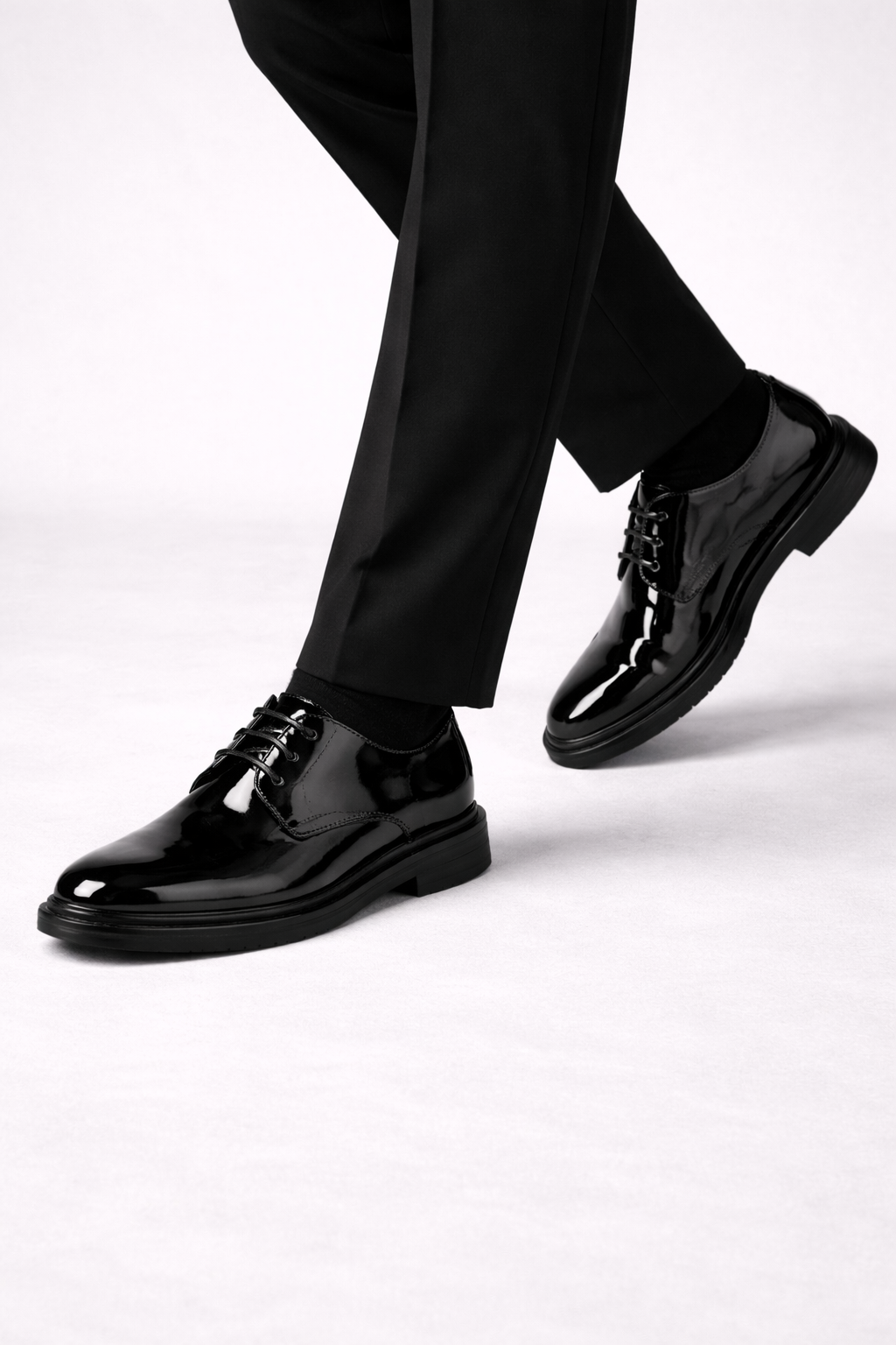 Men's Derby Shoe – Elegant Lace-Up Design for Everyday and Formal Wear