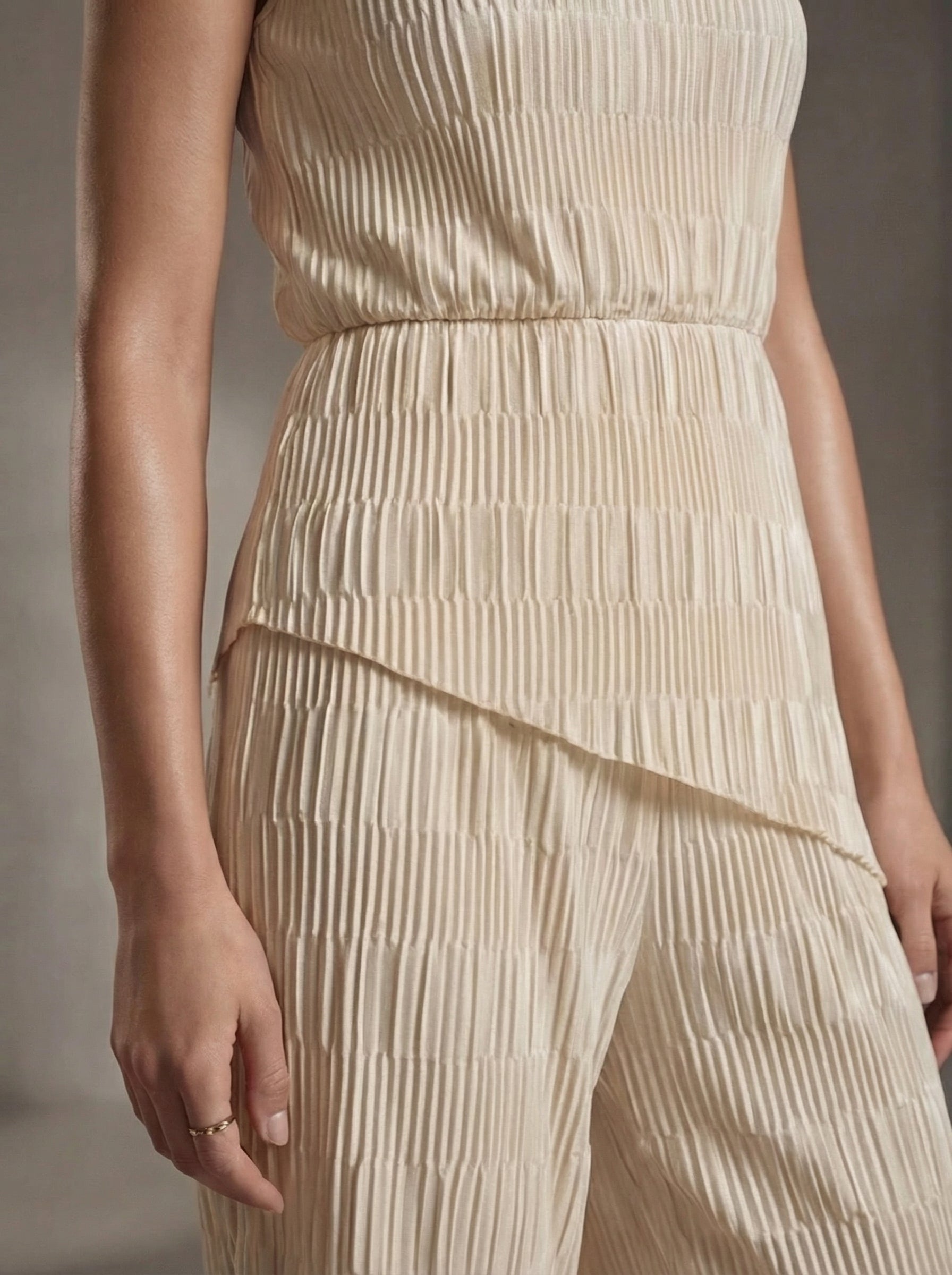 Womens Elegant Two Piece Set with Sleeveless Top and Wide Leg Pants