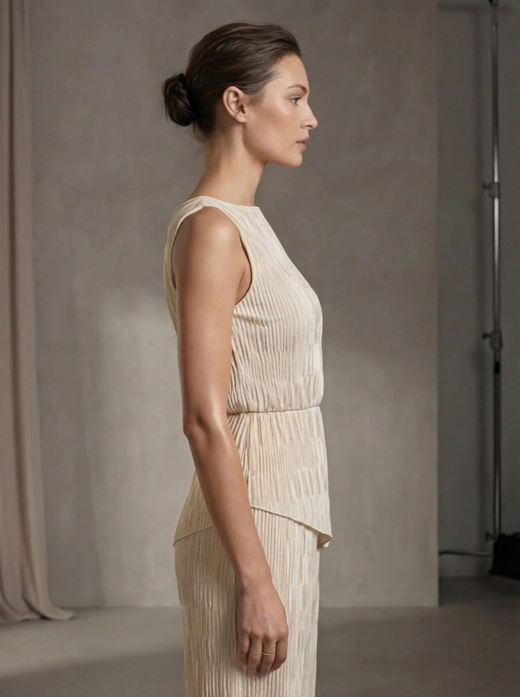 Womens Elegant Two Piece Set with Sleeveless Top and Wide Leg Pants