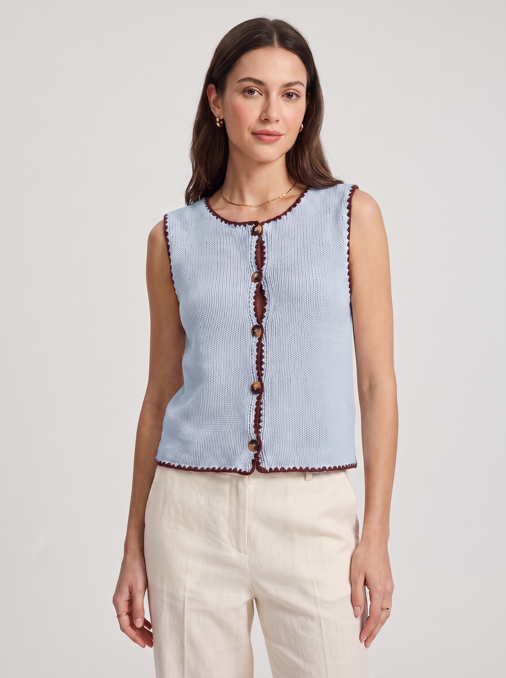 Women's Sleeveless Edgy Sweater with Contrast Trim