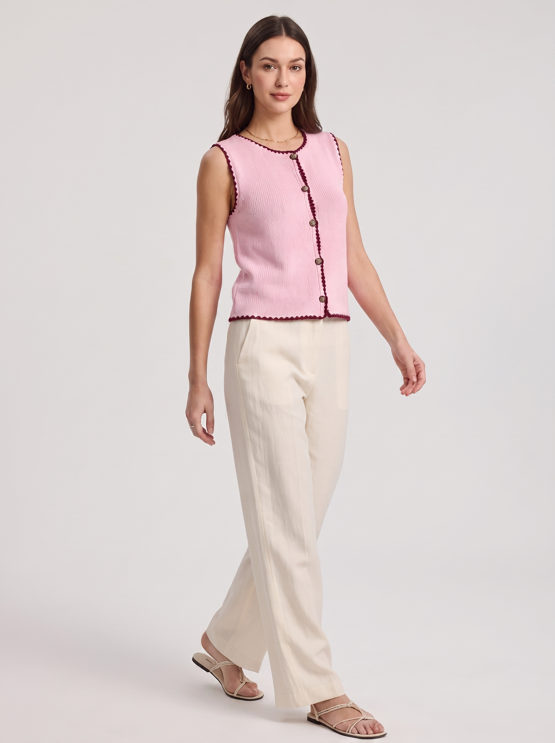 Women's Sleeveless Edgy Sweater with Contrast Trim