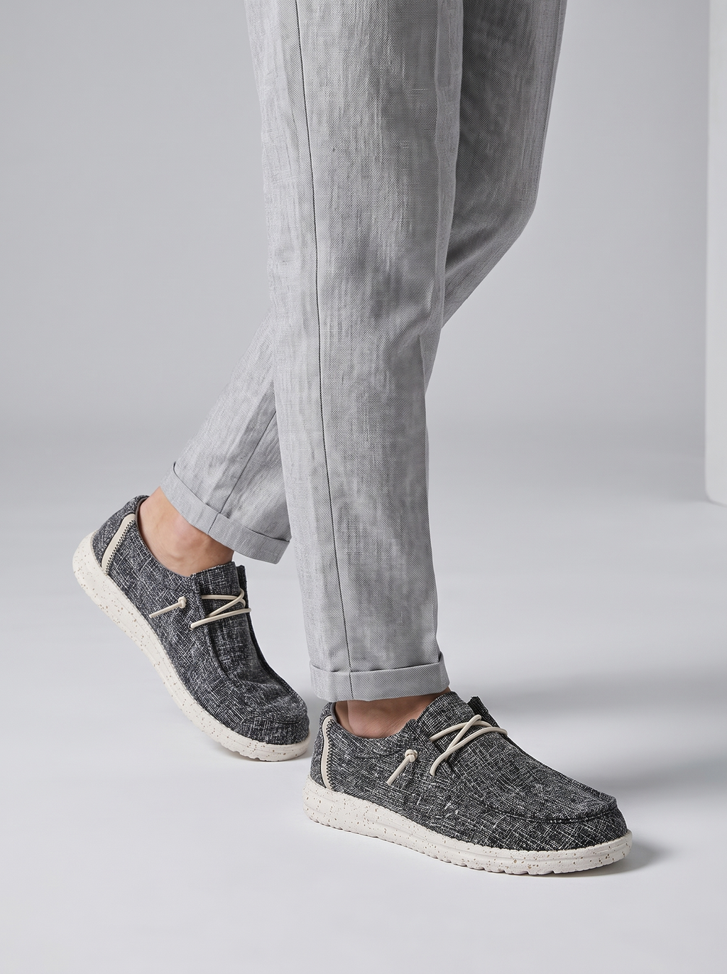 Men's Lightweight Canvas Casual Slip-On Shoes