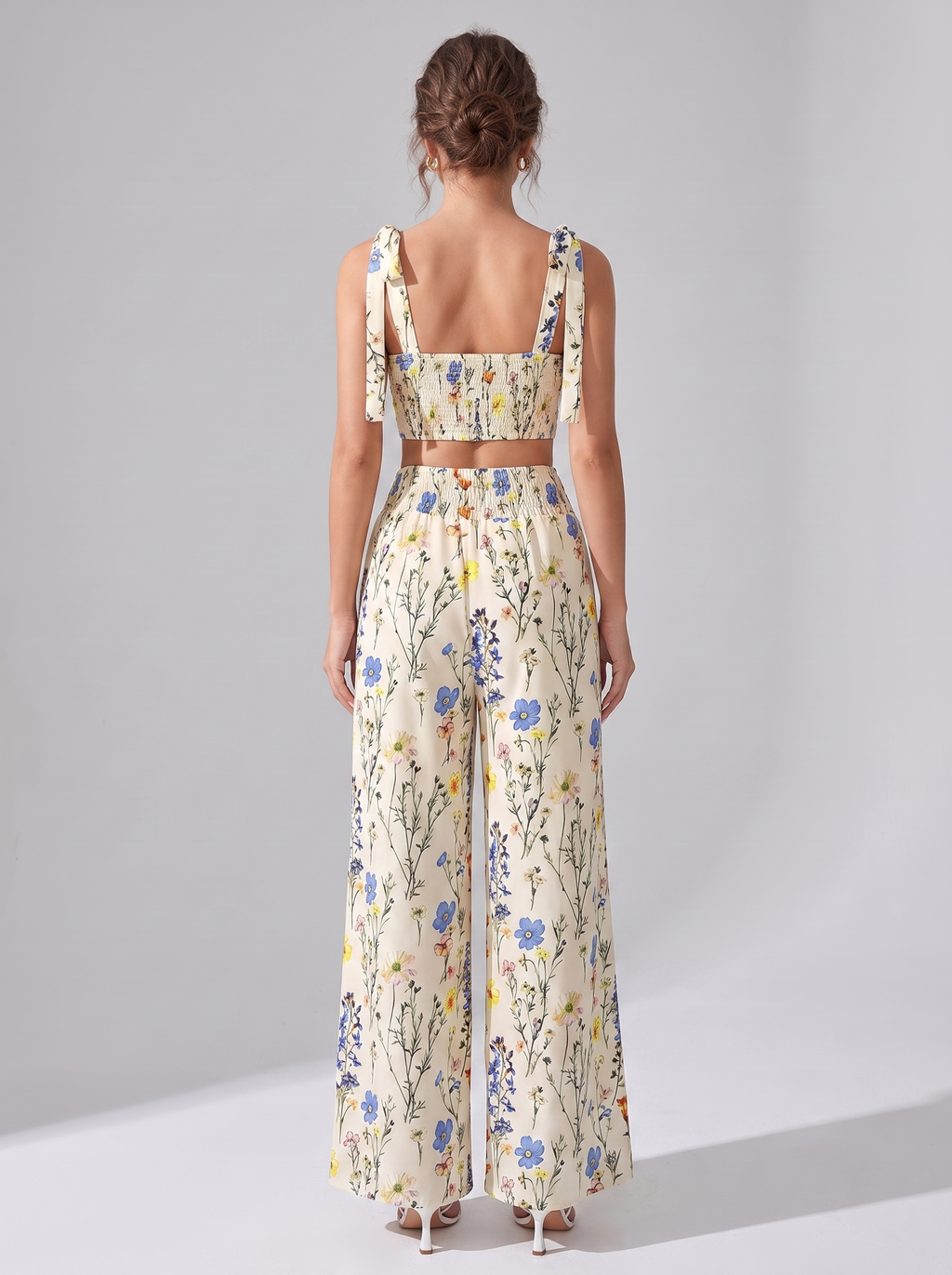 Women's Loungewear Set - Printed Camisole and Pants for Comfort