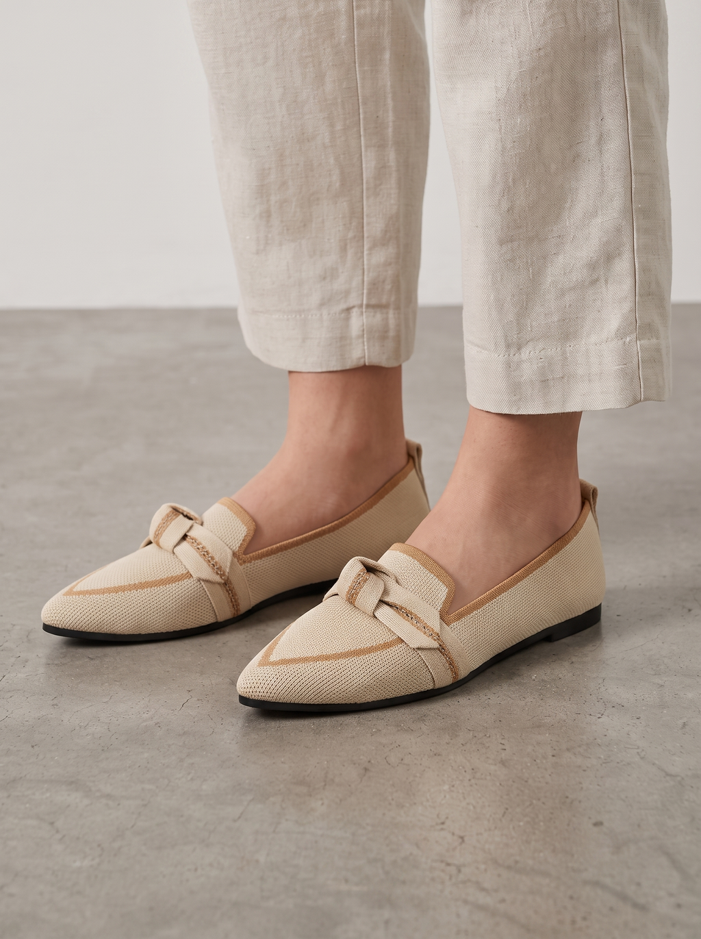 Women's Ballet Flats with Charming Button Details