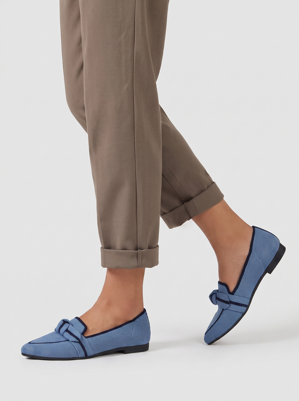 Women's Ballet Flats with Charming Button Details