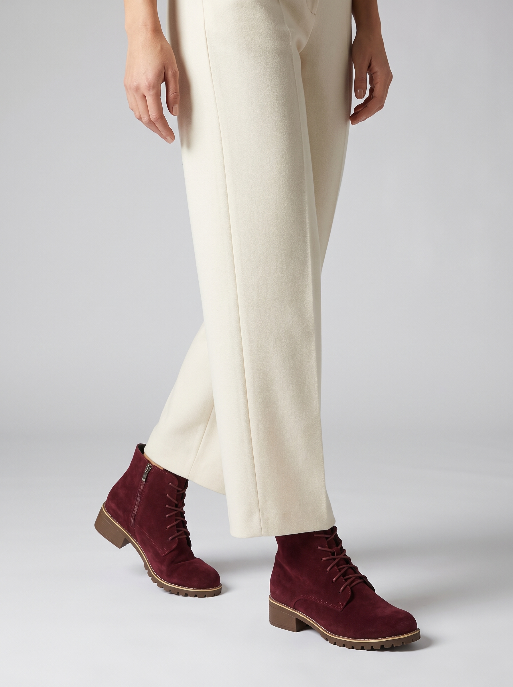 Women's Round Toe Martin Boots for Everyday Wear