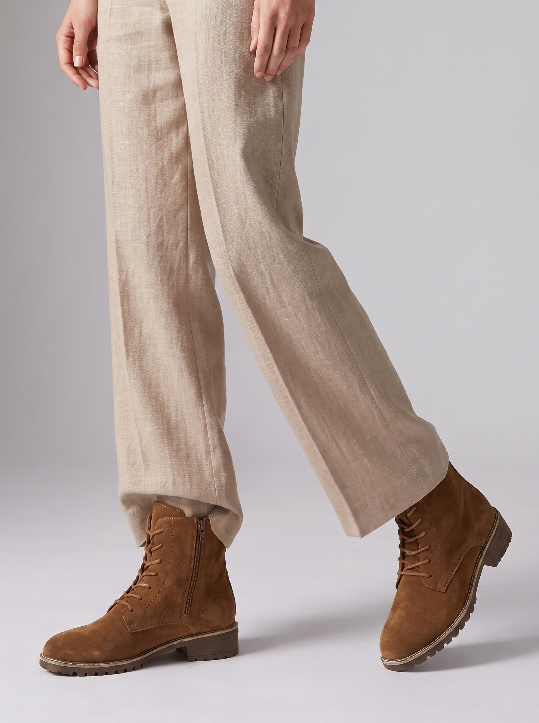 Women's Round Toe Martin Boots for Everyday Wear