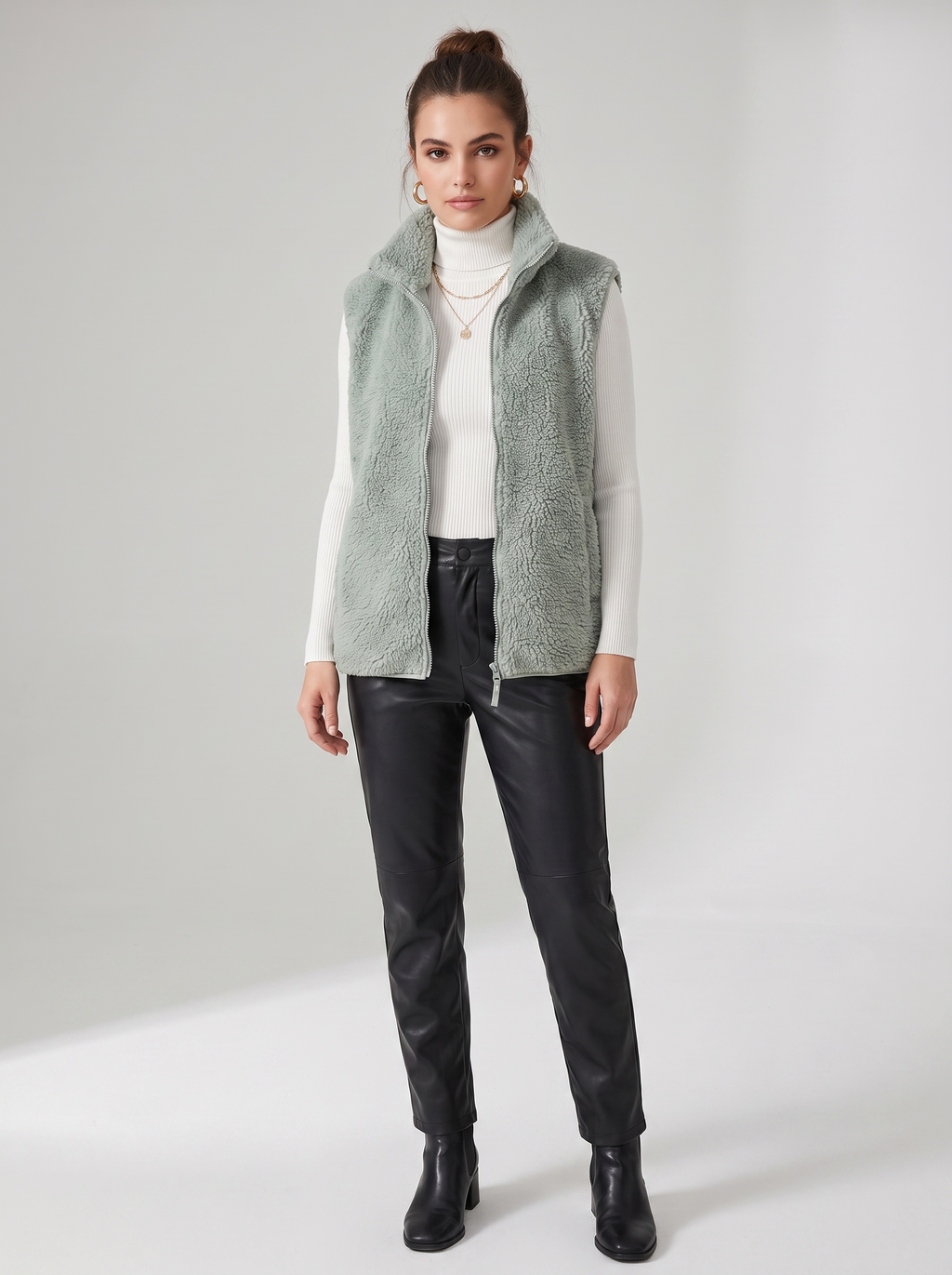 Women's Teddy Fleece Zip-Up Vest
